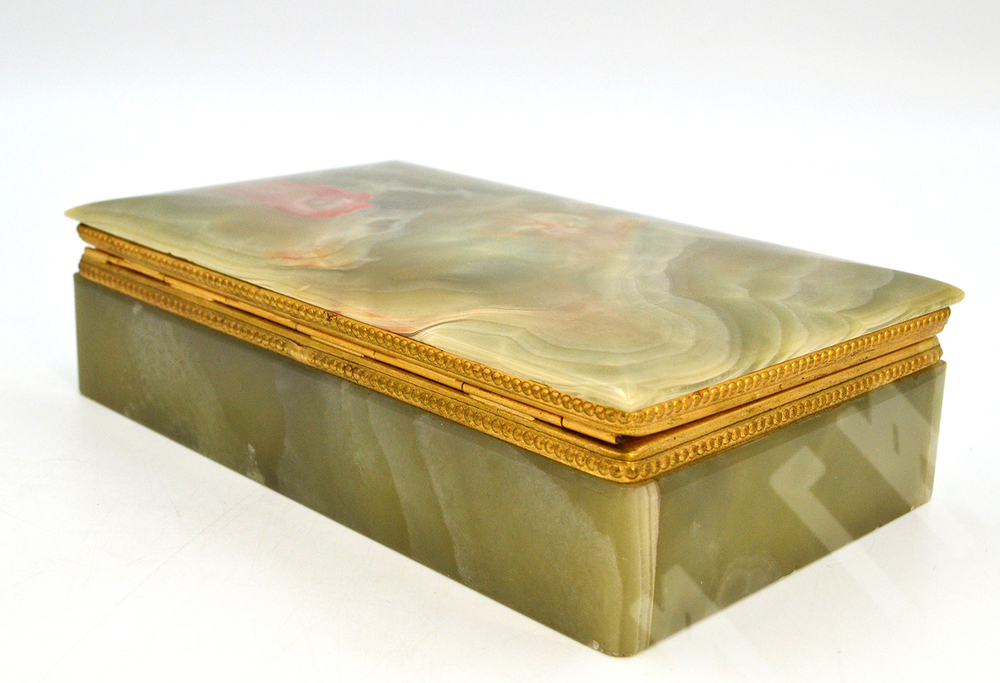 [Rosenthal] Шкатулка из оникса. Натуральный камень, золоченный металл. Розенталь, Германия, Италия.