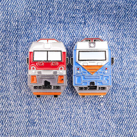 Значок электровоз ЭП1М (2 варианта)