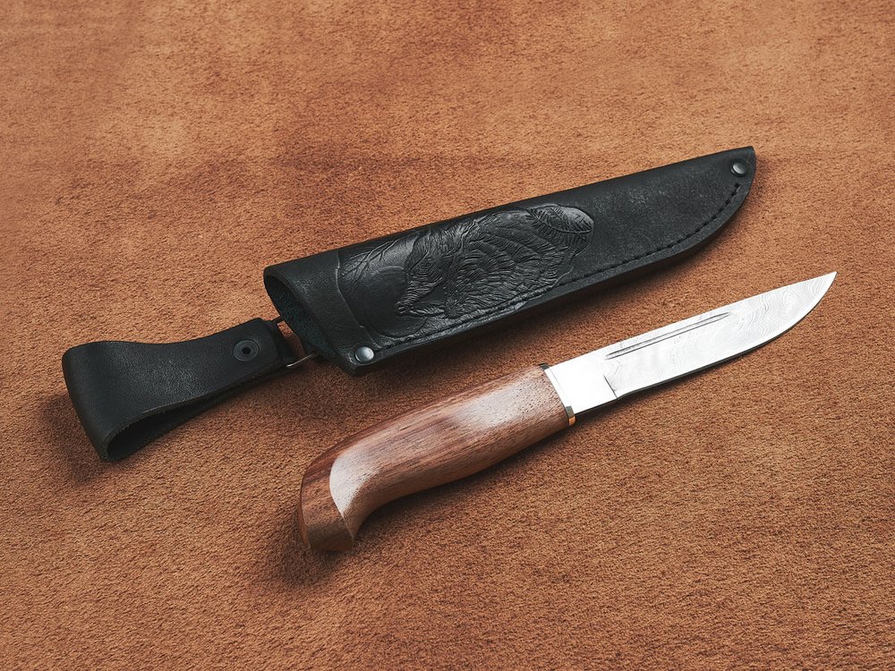 Финский нож Пуукко, дамасская сталь, рукоять орех