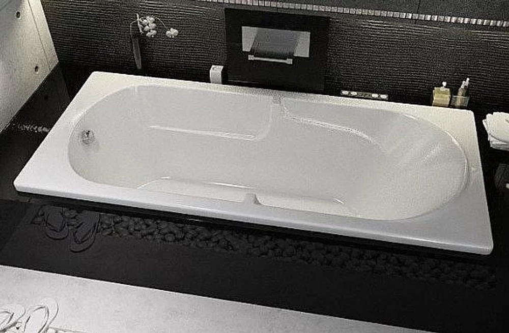 Акриловая ванна Riho Future 170x75 B073001005 белая