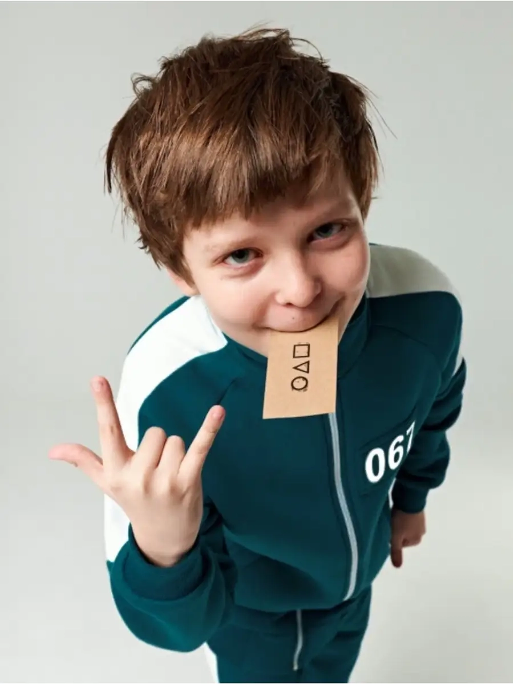 Костюм спортивный