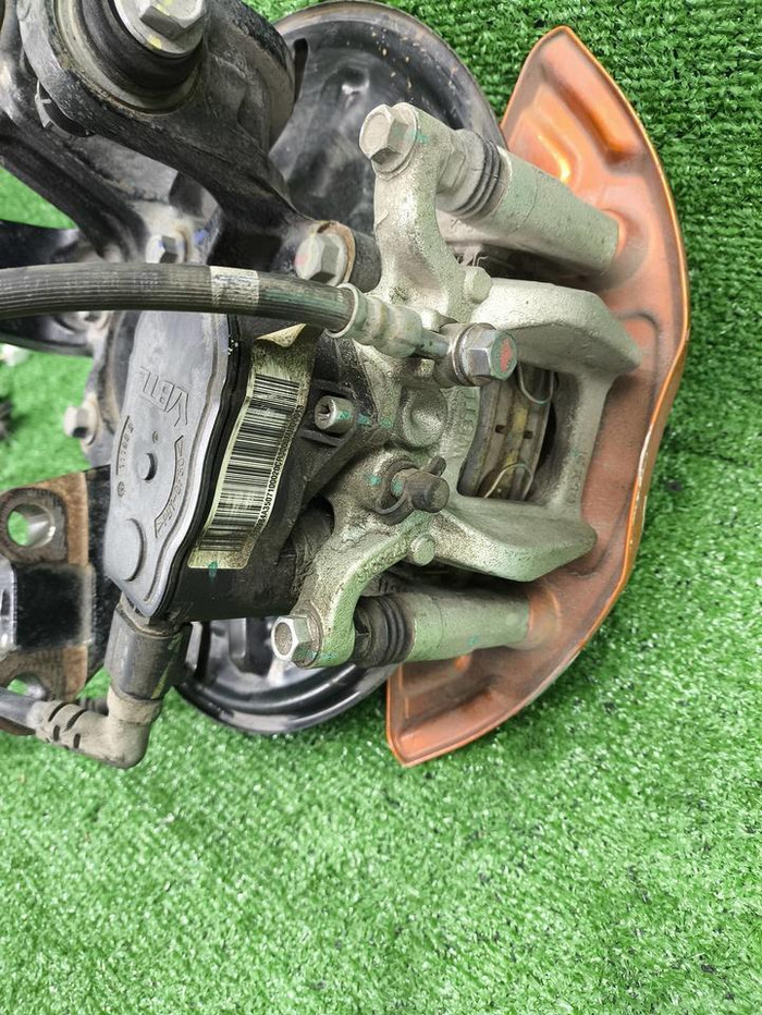 Кулак задний левый Changan Uni-K (20-нв)