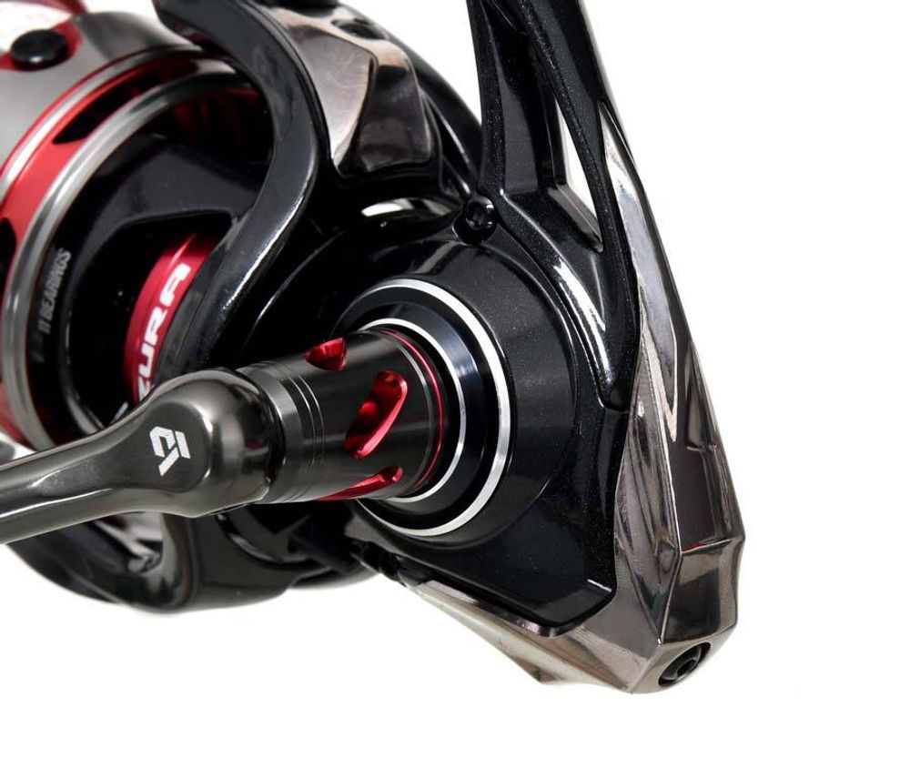 AZURA Катушка спиннинговая Sawada 2500S 11ш.п.