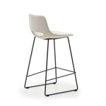Zahara Полубарный стул бежевый с черными стальными ножками 65 см