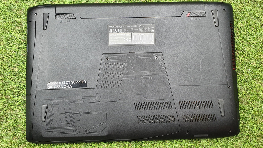 Игровой ASUS i7-7/12 Gb/GTX 960M 4 Gb/FHD