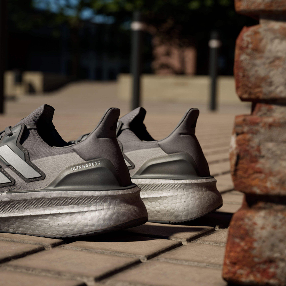Кроссовки adidas Ultraboost 5.0