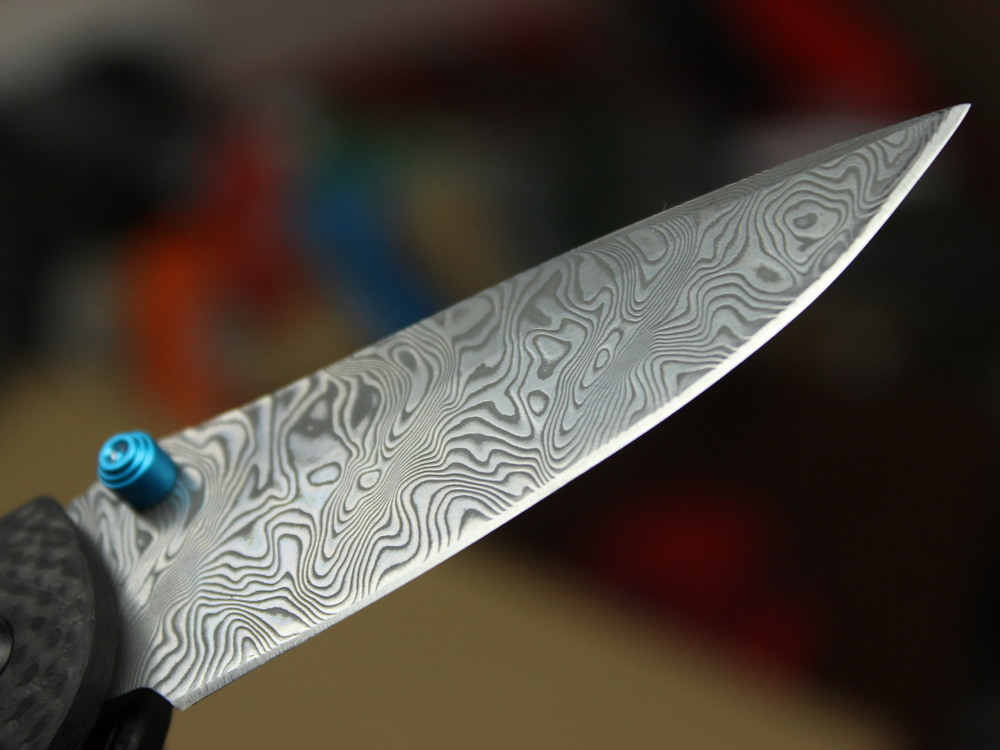 Нож Benchmade 556 Griptilian Mini Carbon (чистый карбон) А+++ - синий шпенек