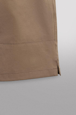 ZARA СПОРТИВНЫЕ ШОРТЫ, СВЕТЛО-КОРИЧНЕВЫЙ