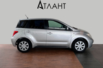 Toyota ist, 2004 год