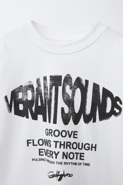 ZARA ФУТБОЛКА С НАДПИСЬЮ И НАШИВКОЙ, БЕЛЫЙ