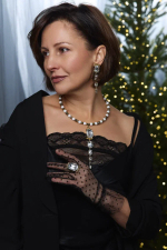 Кольцо разъемное с прямоугольным светлым кристаллом в золотой рамке