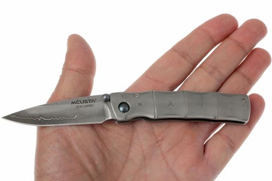 Складной нож Mcusta Take Classic Damascus Folder MC-0033D c клинком из стали VG-10 San Mai (Laminated Stainlesss Damascus) рукоять Damascus