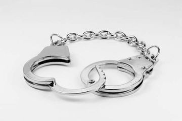 Брелок наручники (126)