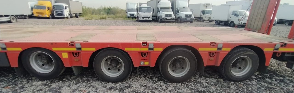 ISO PAKCS LOWBED Полуприцеп тяжеловоз 4 оси LOWBED (Раздвижной)