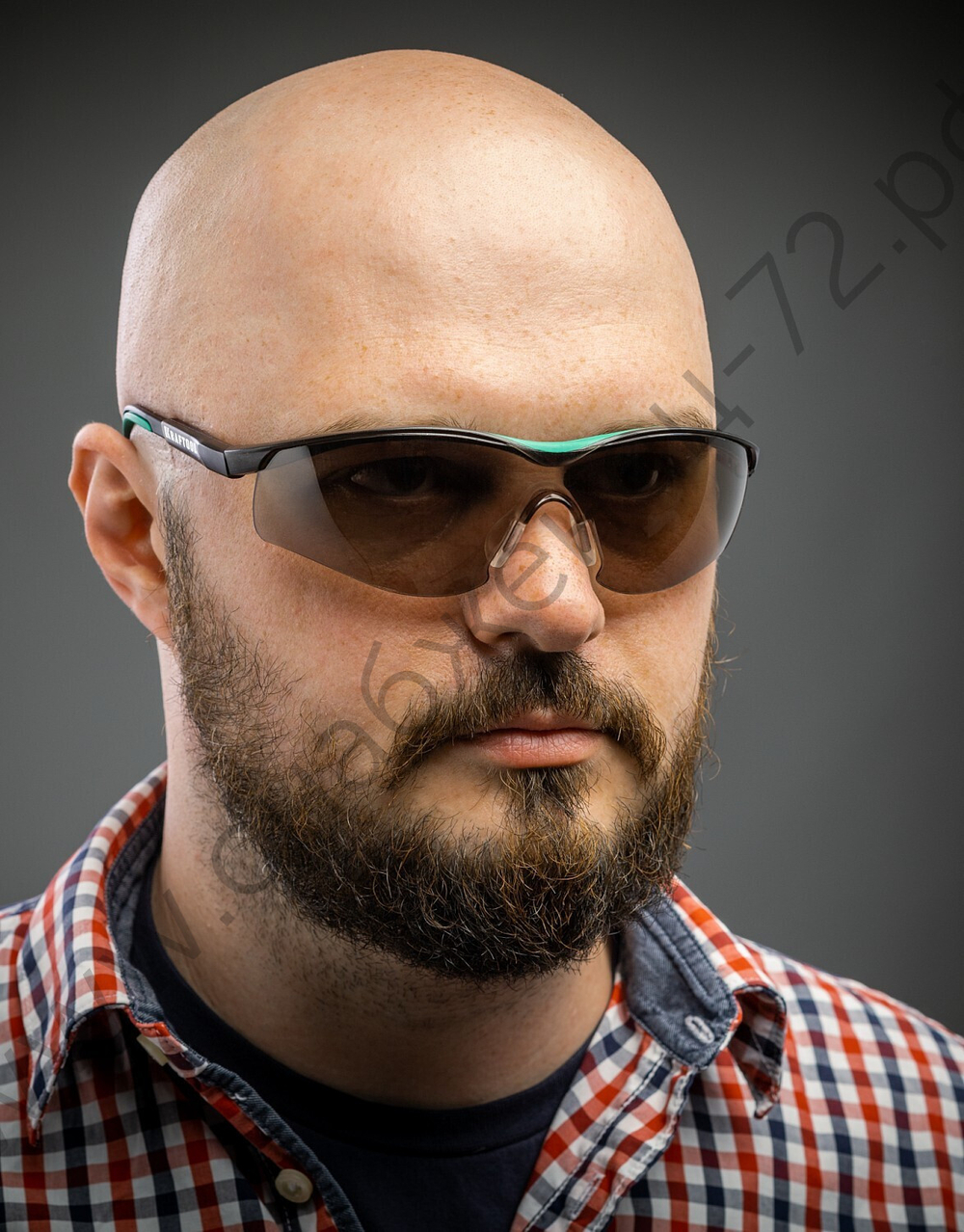 KRAFTOOL BASIC коричневые, стекло-моноблок с покрытием устойчивым к истиранию и запотеванию, открытого типа, защитные очки (110319)