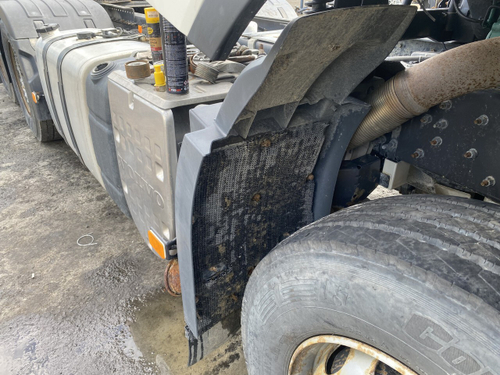 Крыло переднее задняя часть 2018г