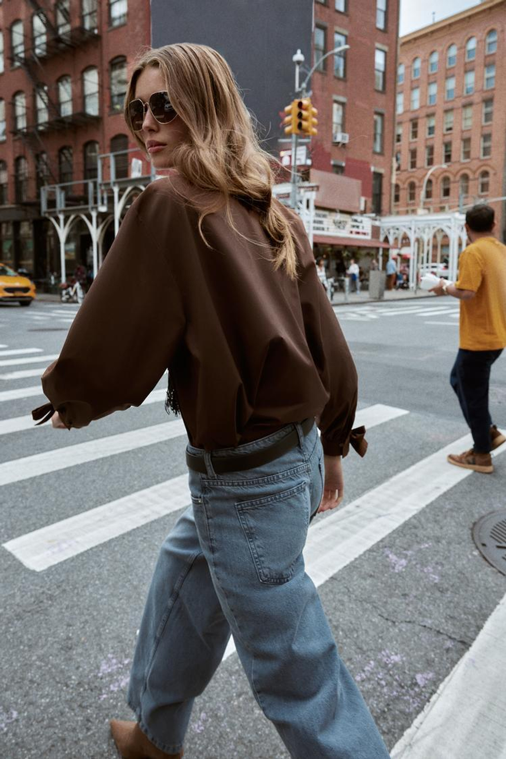 ZARA РУБАШКА ИЗ ПОПЛИНА С ЗАВЯЗКАМИ, ТЕМНО-КОРИЧНЕВЫЙ