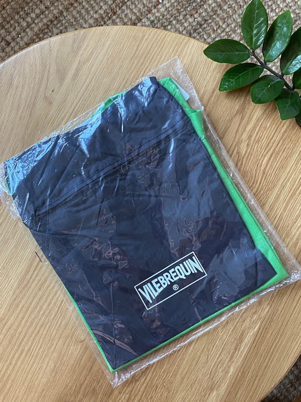 Новая футболка Vilebrequin, 104