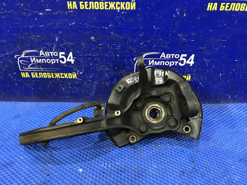 Ступица передняя правая MITSUBISHI DIAMANTE 1994-2002