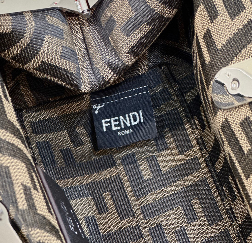 Fendi First Small 26 cm