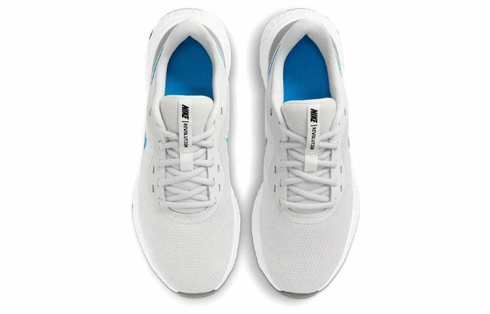 Кроссовки Nike Revolution 5