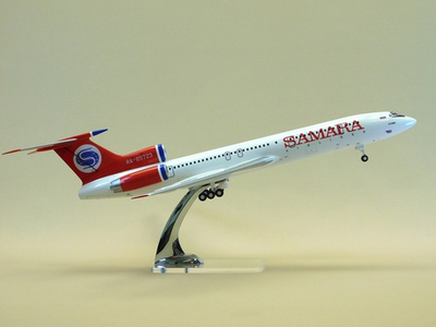 Модель самолета Ту-154М (М1:100, Самара) с шасси