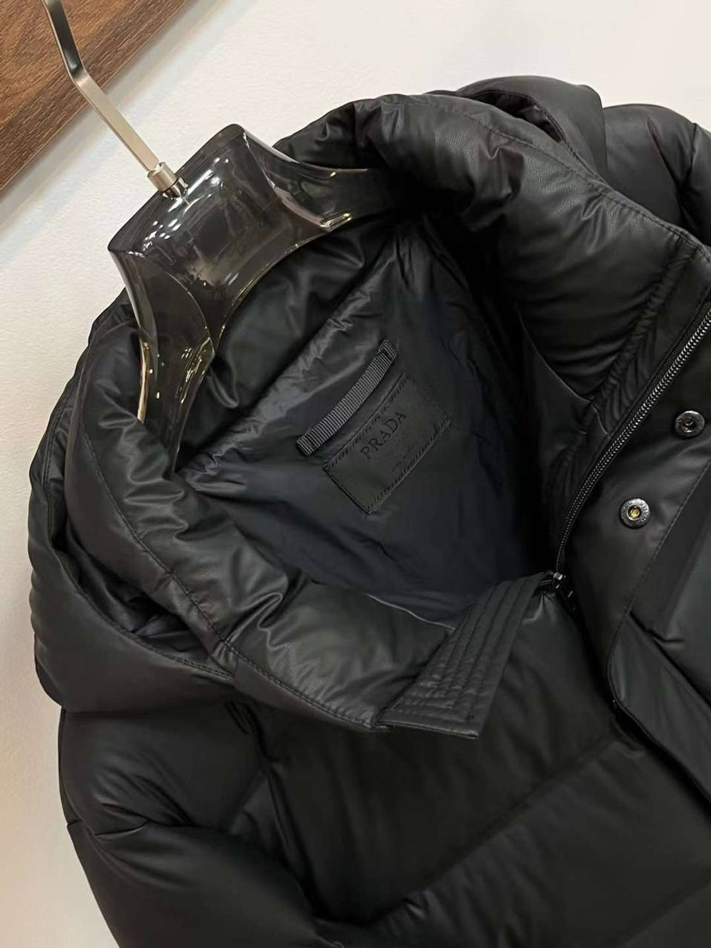 Пуховик Prada