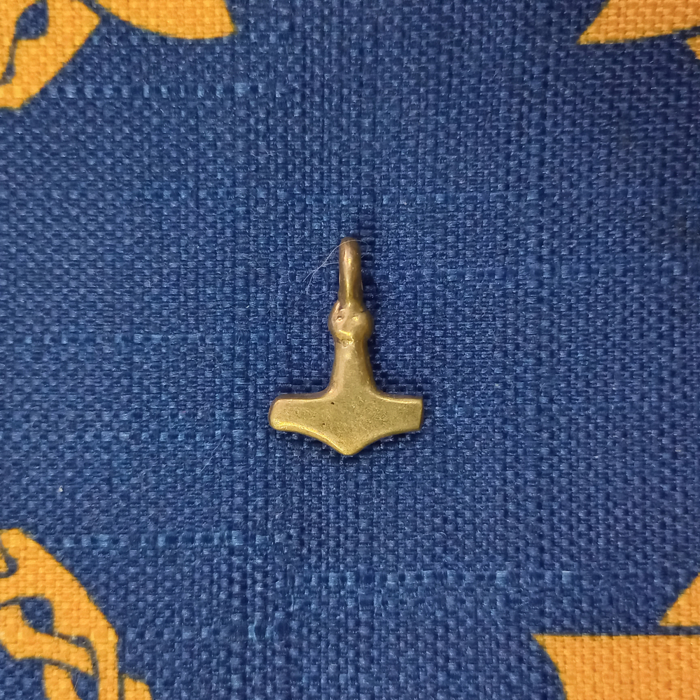 Мьёльнир. Готланд 9-10 в.