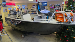 Лодка Беркут L-HT Open. В наличии. Цвет Черный низ - серый верх