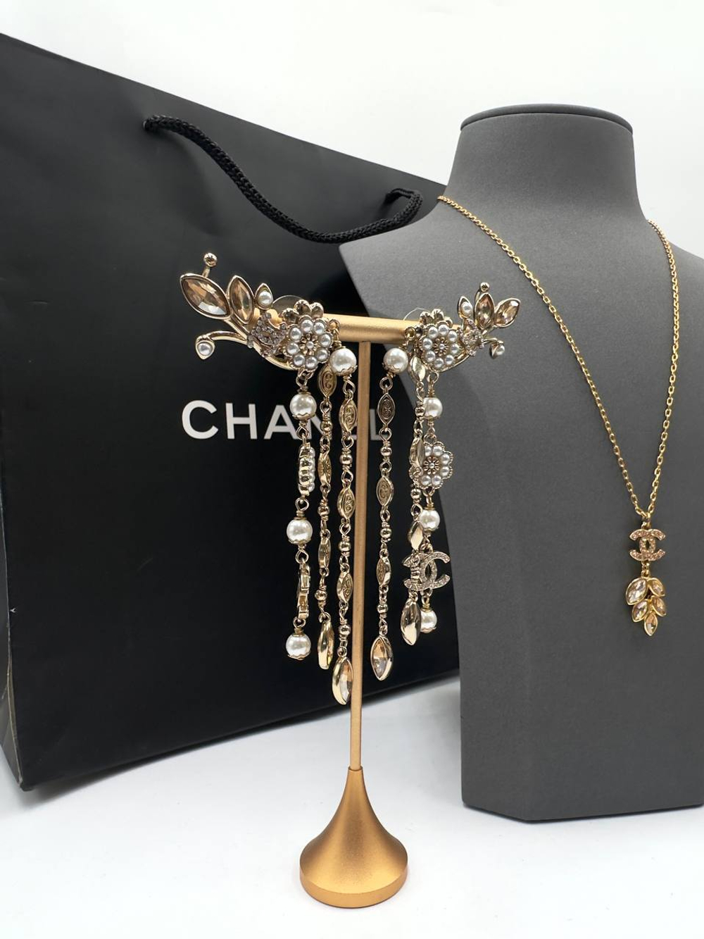 Серьги CHANEL