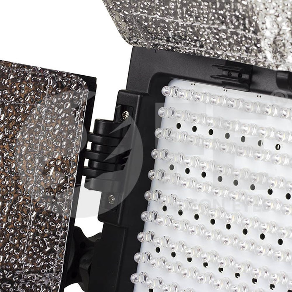 Falcon Eyes LP-820TD-SY