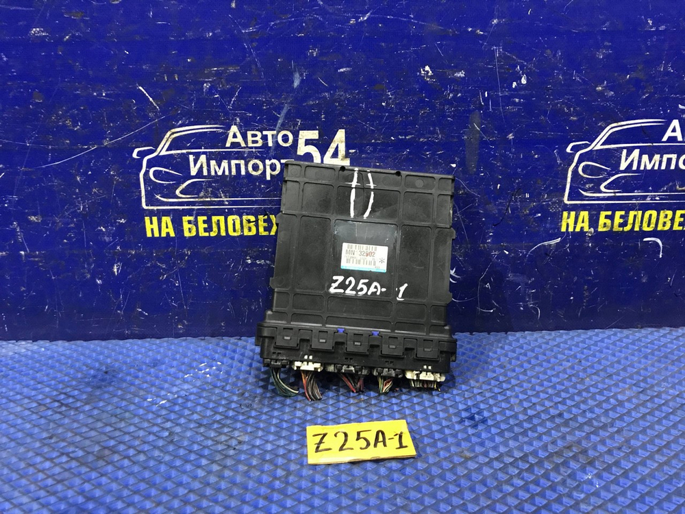 Компьютер двигателя MITSUBISHI COLT 2003