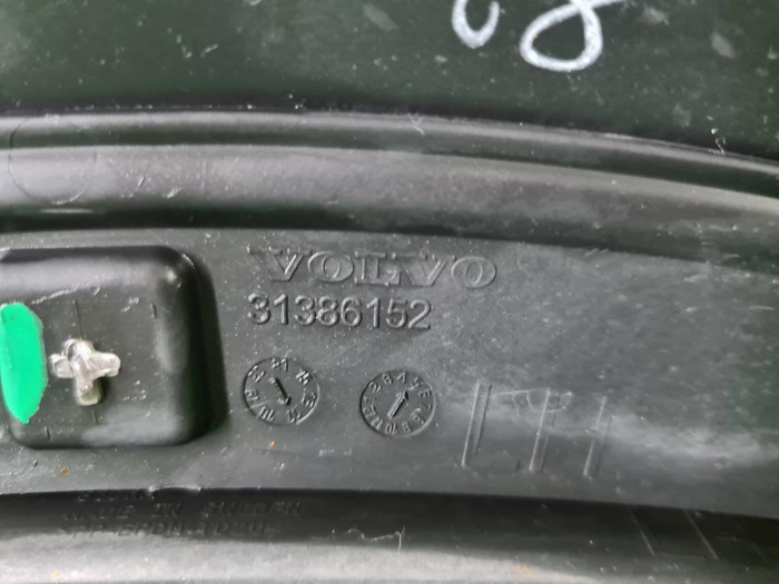 Расширитель передний левый Volvo V90 (2016-н.в.)
