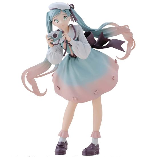 Фигурка Banpresto Хатсунэ Мику HATSUNE MIKU Holiday Memories Camera 20см / по образу "Хатсунэ Мику"