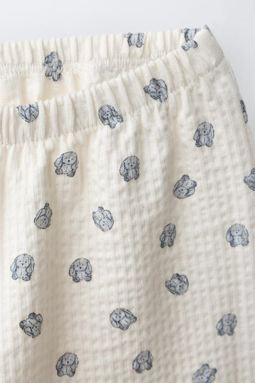 ZARA БРЮКИ ИЗ РЕЛЬЕФНОЙ ТКАНИ С ПРИНТОМ «КРОЛИКИ», ЭКРЮ