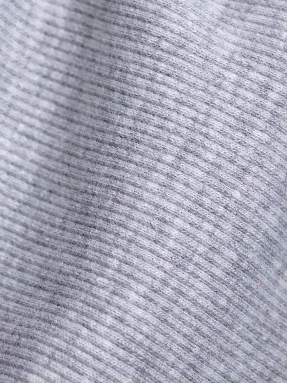 Шапка детская со снудом и митенками