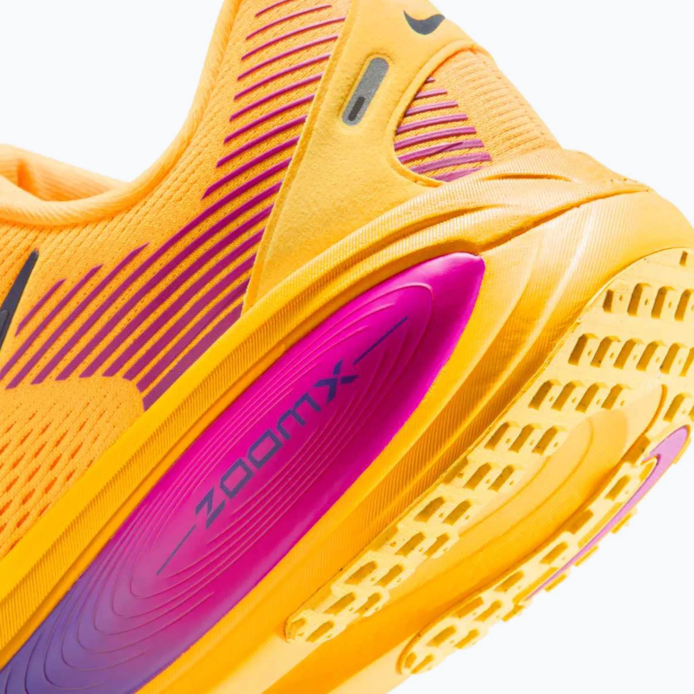 Кроссовки для бега Nike Vomero 18 citron pulse/laser orange/blue void