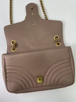 Сумка Gucci Marmont Flap Bag Matelasse Leather