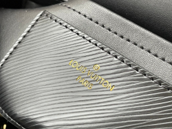 Louis Vuitton Twist MM