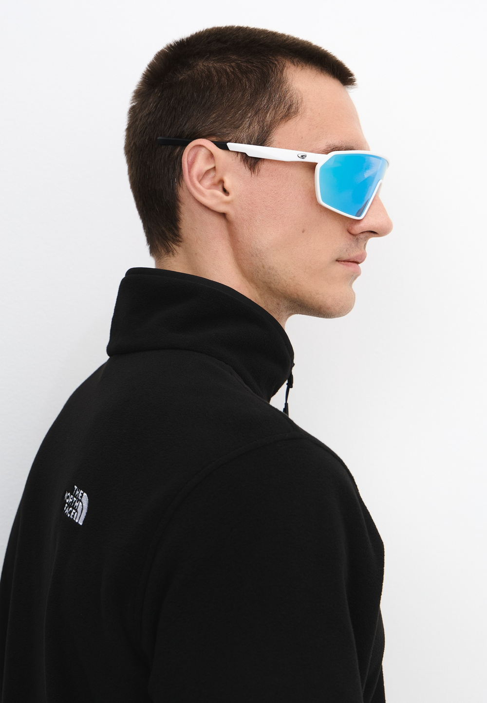 Спортивные очки GOG Freya / Matt White-Black / Sky Blue Lens