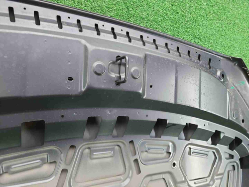 Капот Geely Monjaro (2021-н.в.)