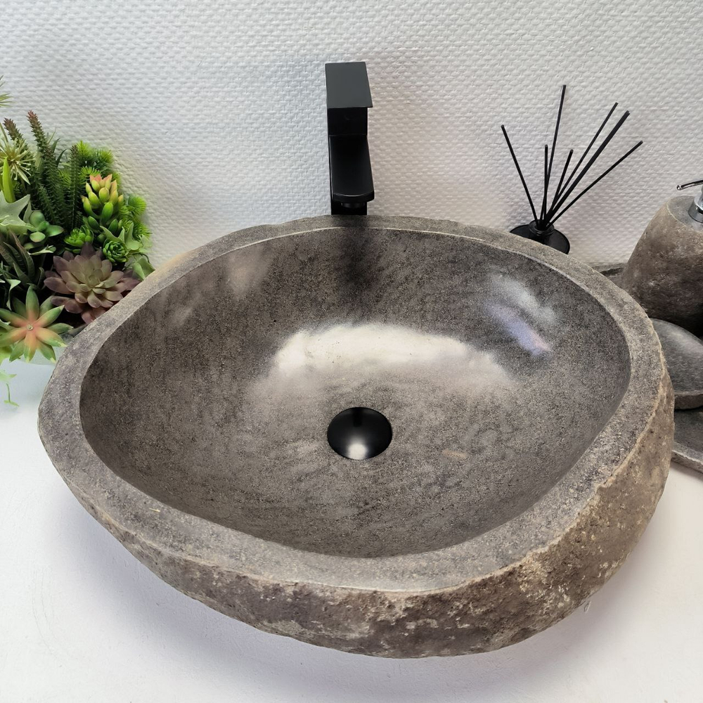 Раковина из речного камня RS63373 (55*47*16) 0123