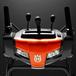 Husqvarna ST 227 снегоуборщик бензиновый 8.5 л.с. ковш 68 см, выброс 10 м, 6 вперед/1 назад 9705287-01