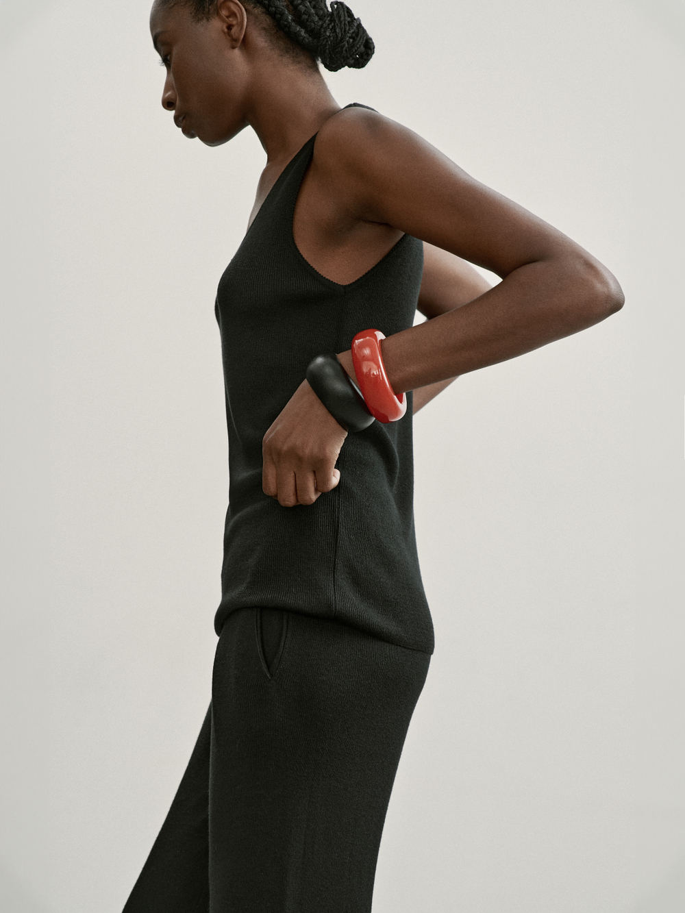 Топ ESSENTIAL, чёрный