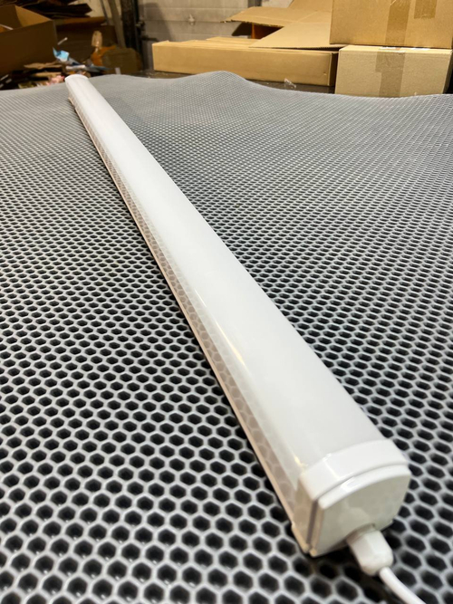 Светильник линейный промышленный СКС 1200 мм, IP65, 5000К, 50w, 220v