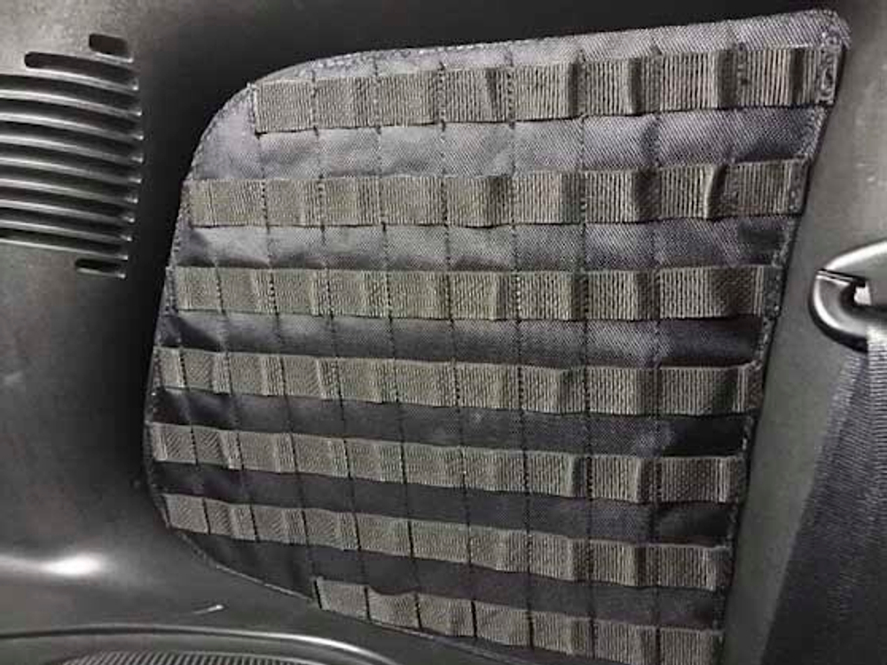 MOLLE/PALS панель в оконный проем багажника Chevrolet Niva левая