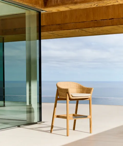 Барный стул Galea из тикового дерева и синтетического ротанга, 75 см