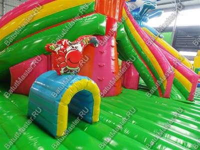 Надувной батут "Союз зверей", 24*15*8 м