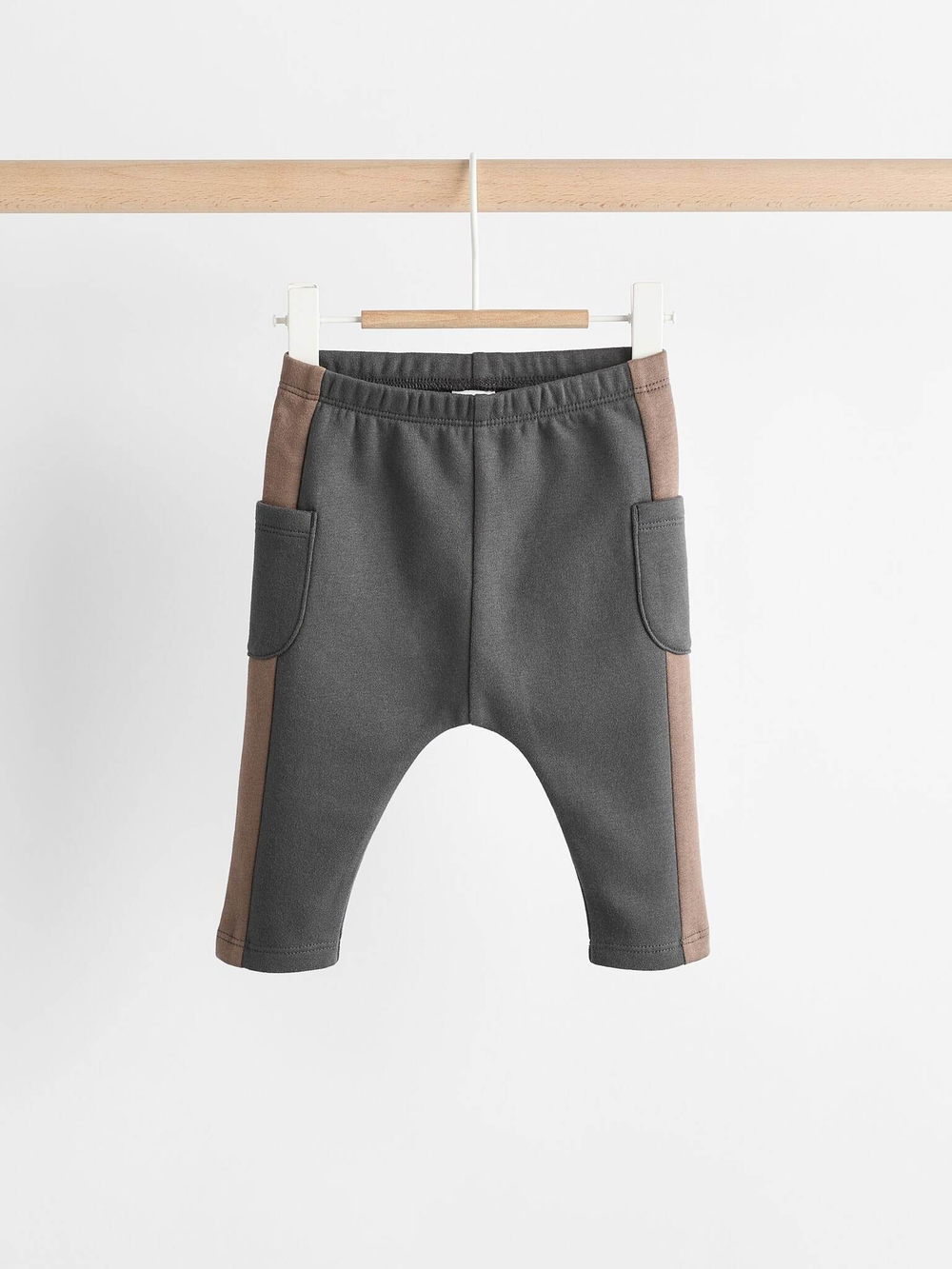 Толстовка и спортивные брюки в комплекте для малышей Next 984-951, Коричневый, Темно-серый