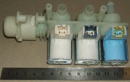 Клапан электромагнитный для стиральной машины Indesit (Индезит)/Ariston (Аристон)- 3W - 111094, см. 110331